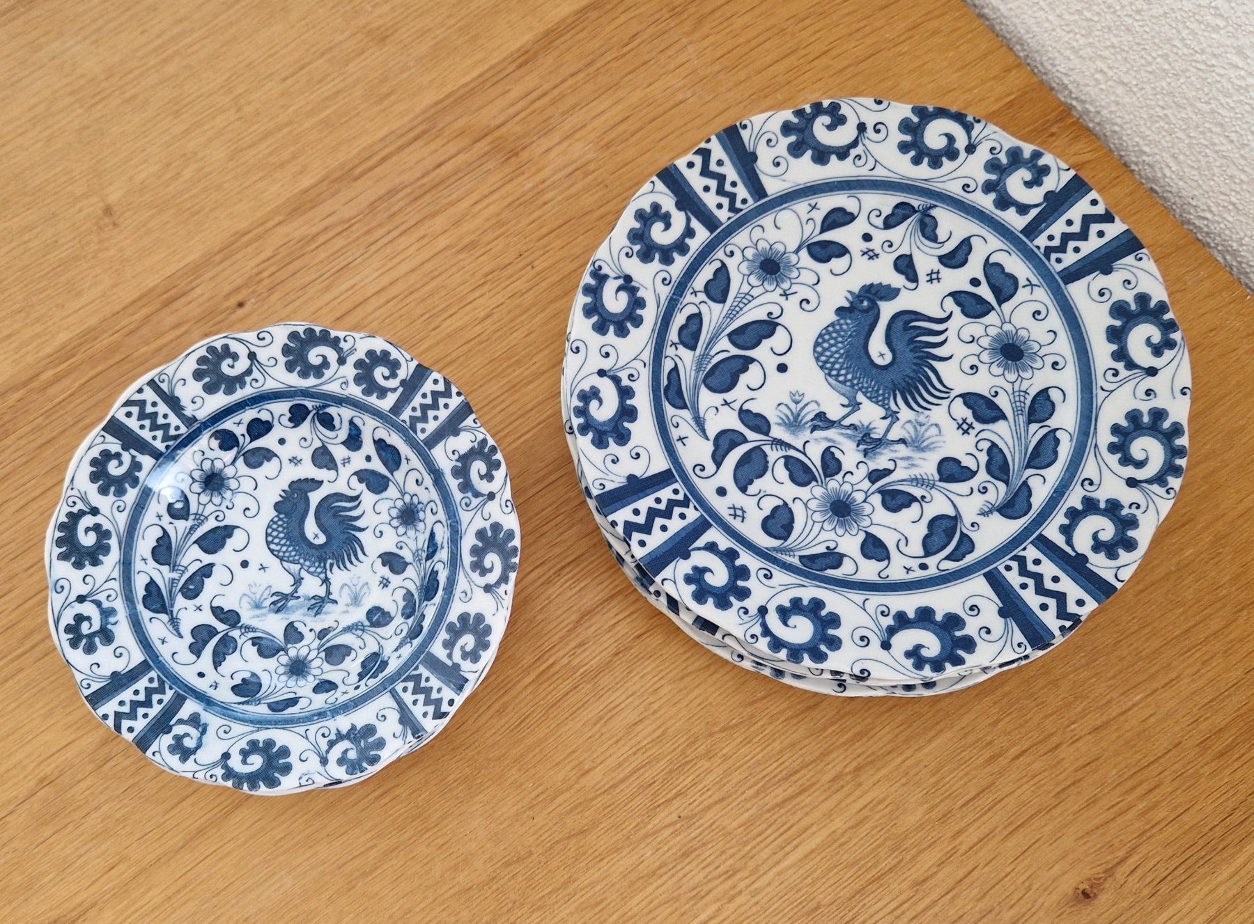 Johnson Brothers Teller: 11x Vintage Johnson Brothers Teller – Gebraucht aus Siblingen von Vany_McDougall 1