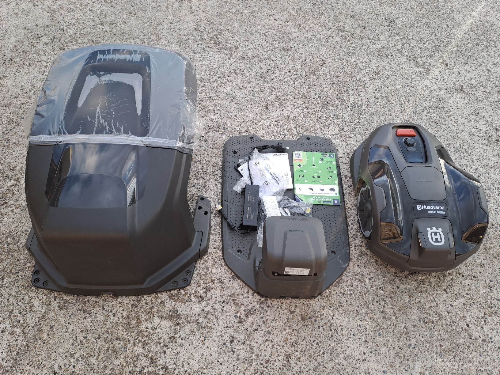 Husqvarna Tagliaerba: Husqvarna Automower 305 E Nera – Nuovo (secondo la descrizione) da Gossau SG venduto da MX450