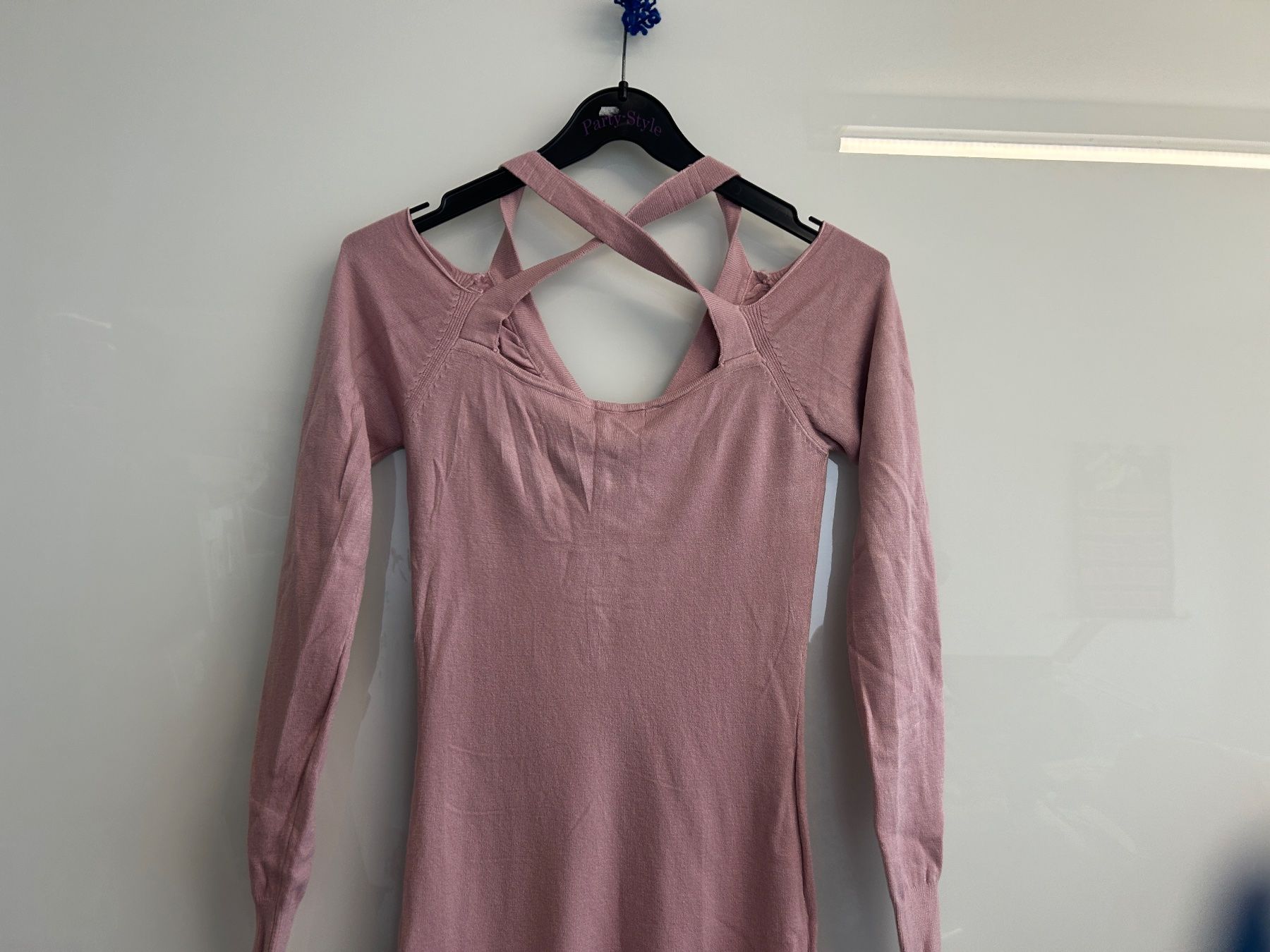 Maglioni & Felpe: Pullover Lang Figurbetont 1 Size Neu – Nuovo e nell'imballaggio originale da Regensdorf venduto da Spyke55 2