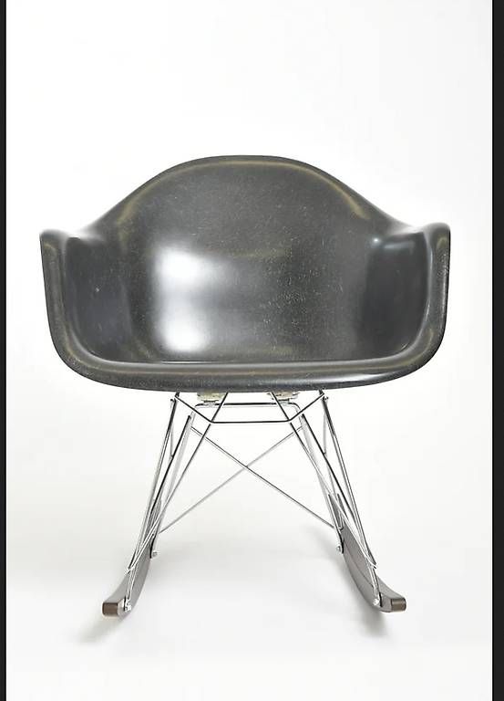 Sedie: Charles & Ray Eames Rocking Chair black – Usato da Zürich venduto da IndividumCH 3