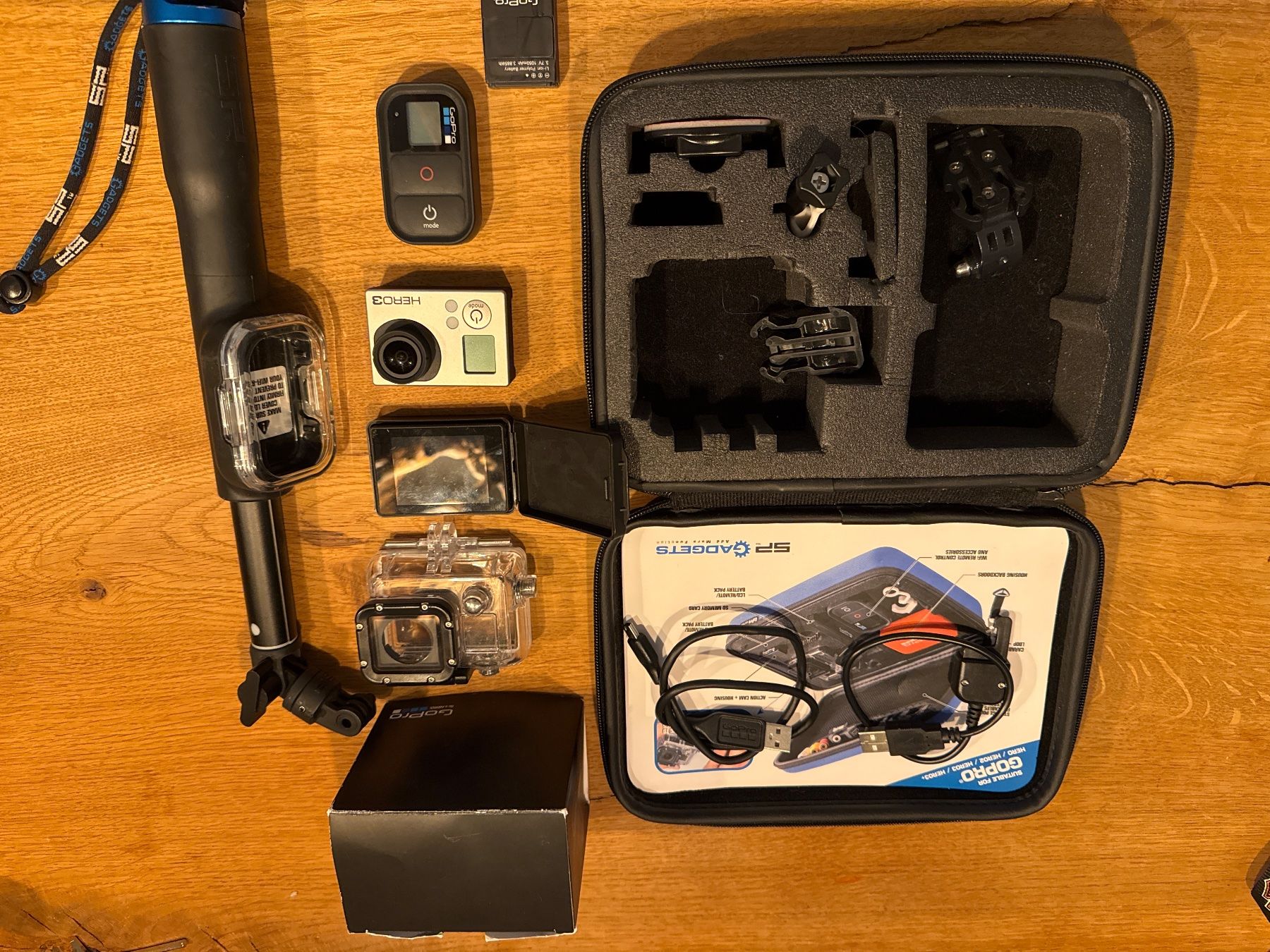 Gopro Action Cam: GoPro Hero 3 LCD Display und Rahmen Set – Gebraucht aus Vella von Buendnersteinbock