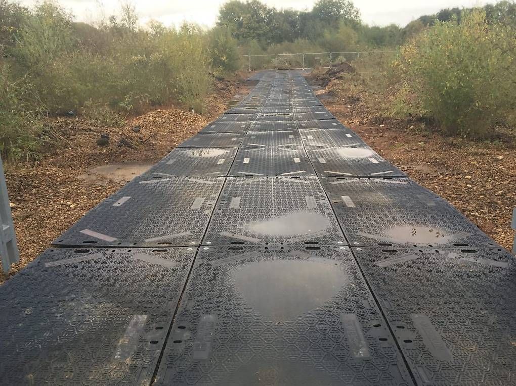 Rivestimenti per pavimenti: Schwerlastplatte Isotrack L 60t – Usato da Muri AG venduto da maettu- 2