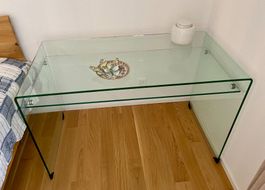 Bureau en verre