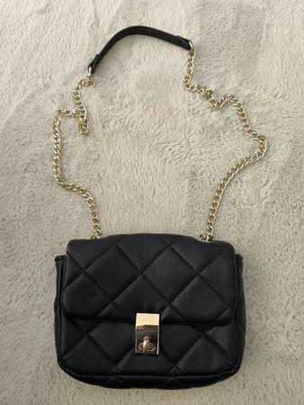 kleine Handtasche schwarz 
