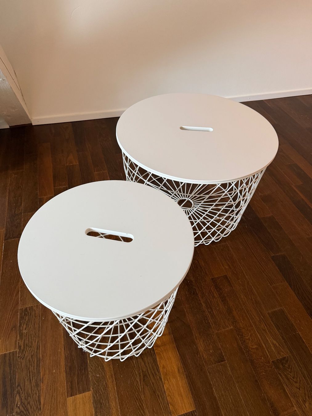 Ikea Tables: IKEA Couchtisch weiss – D'occasion à Hombrechtikon par lor_jzw9 1