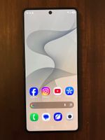 Samsung Galaxy Z Flip 8 Neu