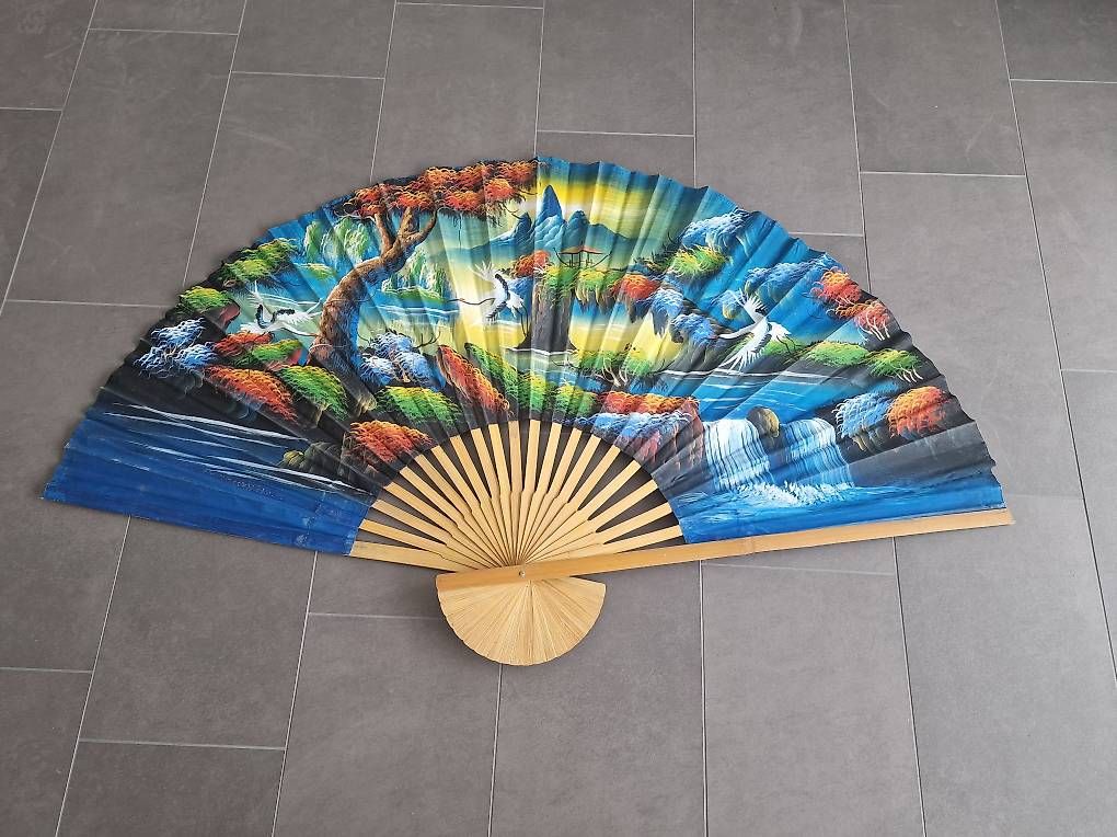 Tutte le decorazioni: Handbemalter Fächer Asien 90 cm hoch, neu! – Nuovo (secondo la descrizione) da Ottikon venduto da nag-champa77