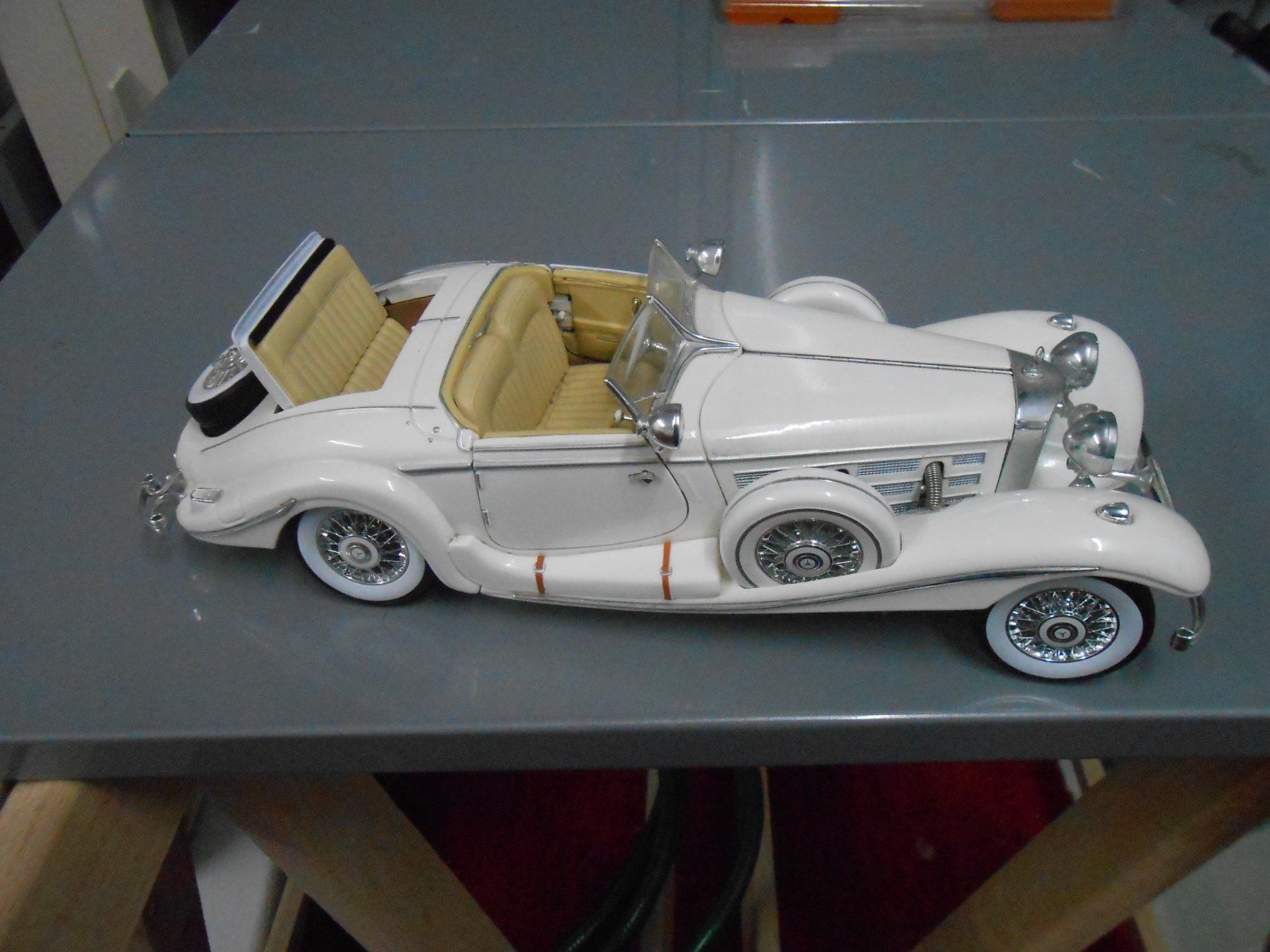 Kit di modellismo & Modellini statici: Mercedes Cabrio Oldtimer  Model aus Metall – Usato da Hittnau venduto da luxor3 2
