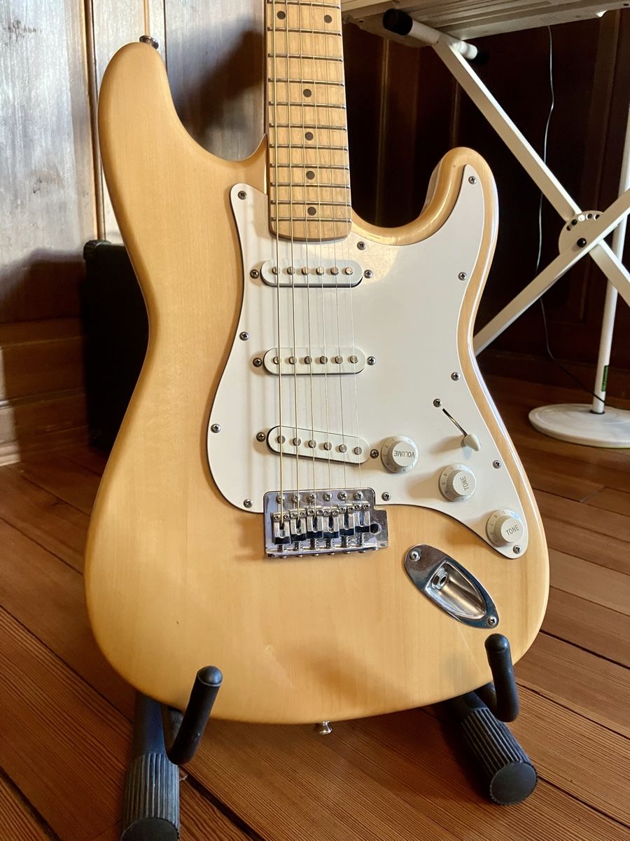 Strumenti musicali: Richwood RE-62 Stratocaster, 2006 – Usato da Zürich venduto da rob_val 1