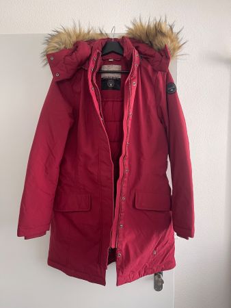 Napapijri Winterjacke, Grösse M, Weinrot, Top Zustand!