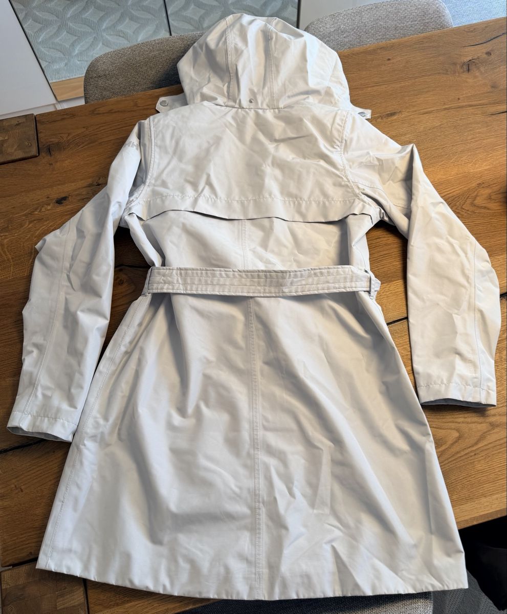 Helly Hansen Cappotti: Helly Hansen Regenmantel – Usato da Muotathal venduto da lil_pq5n 1