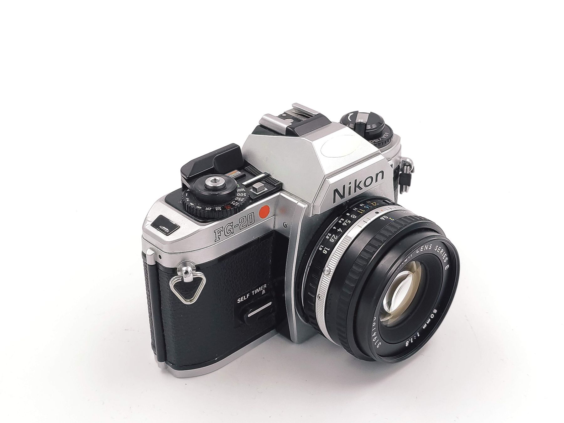Nikon FG-20 analog Kamera mit Objektiv - Top Zustand! (Gebraucht 