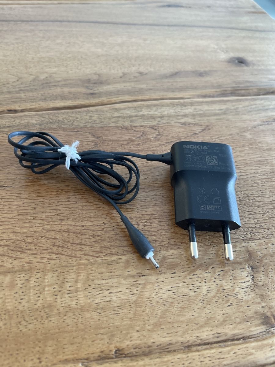 Nokia Caricabatterie: Nokia Natel Ladekabel – Usato da Zufikon venduto da lea050