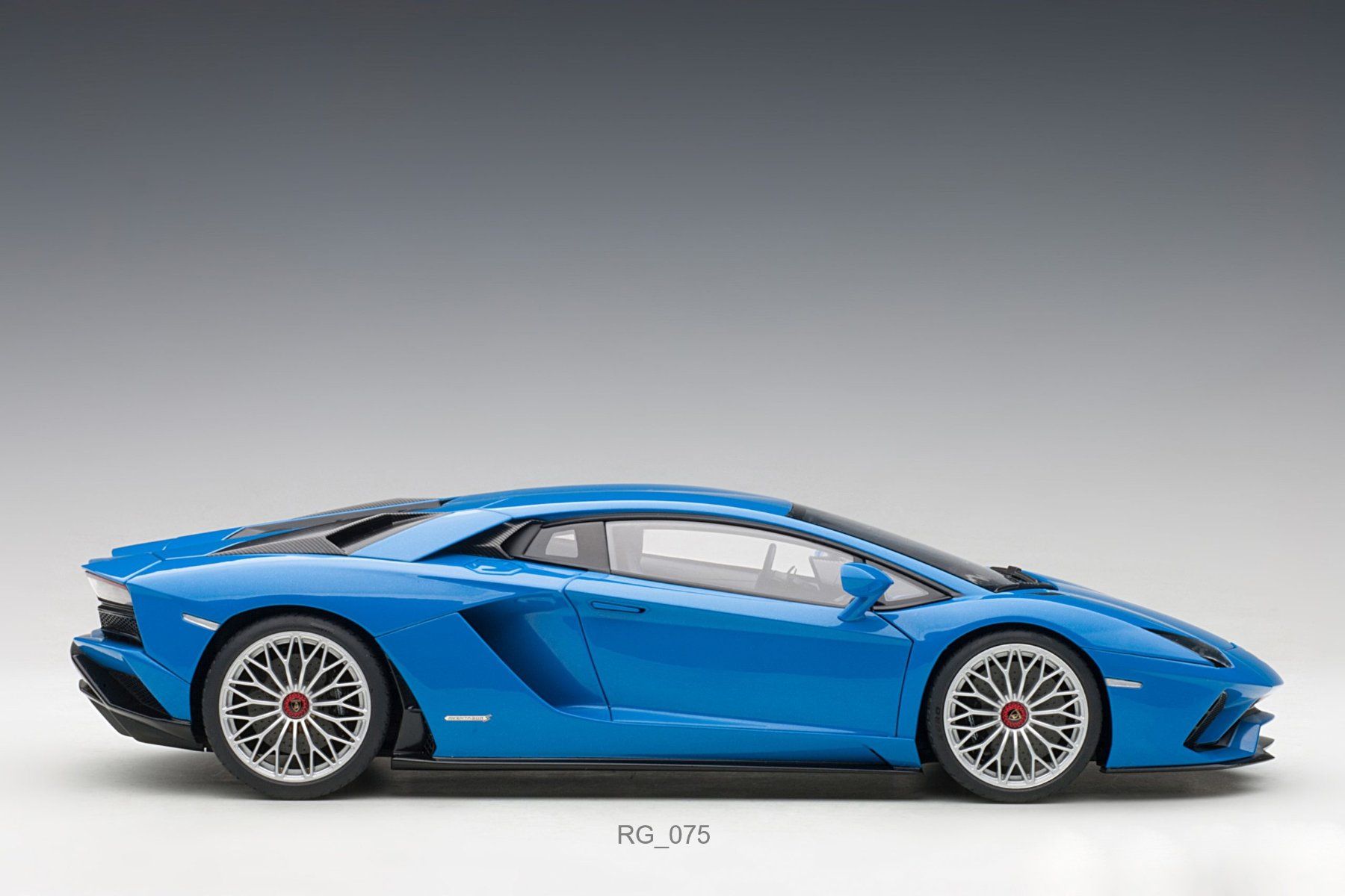 Autoart Modellautos: Lamborghini Aventador S 1:18 – Neu und originalverpackt aus Ulisbach von mironebraska 3