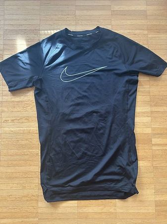  Dri-FIT Kompressionsshirt schwarz  Tight Fit Size M