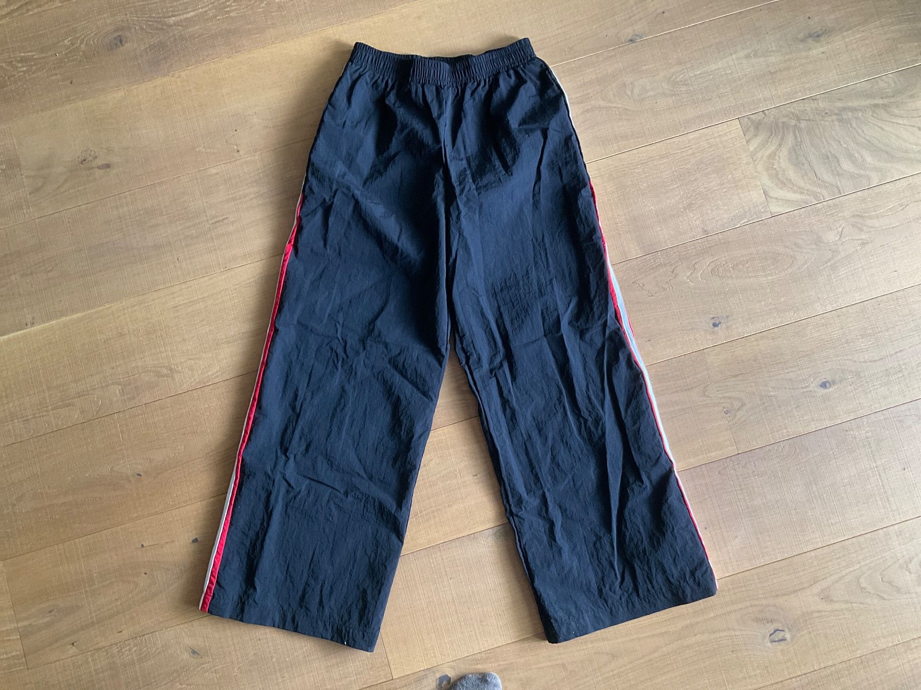 Pantaloni: Track pants Gr. S – Nuovo (secondo la descrizione) da Winterthur venduto da aionila
