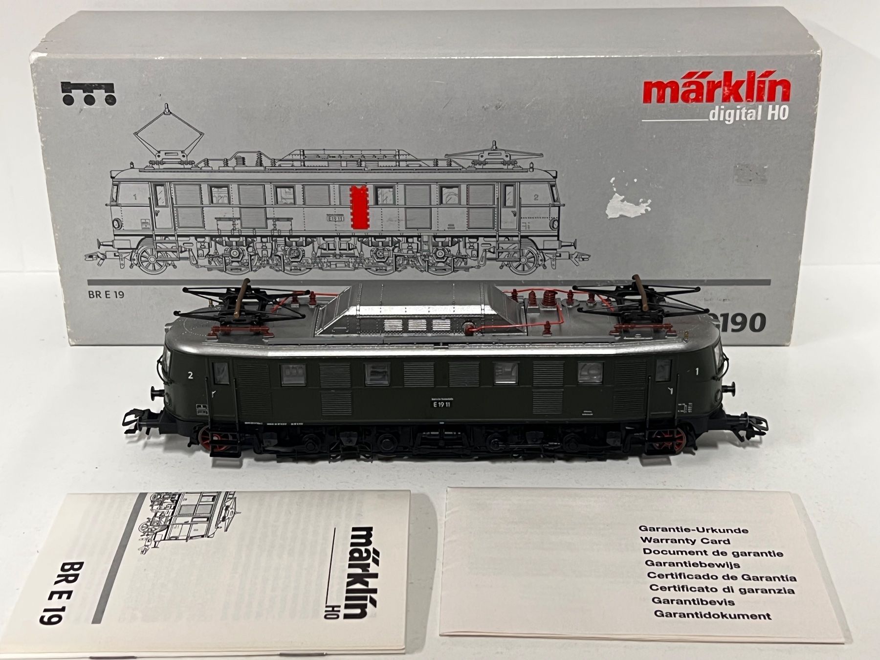 Märklin Modellini di ferrovie: Märklin 39190 BR E 19 H0 AC Digital – Usato da Geroldswil venduto da TopTrain54