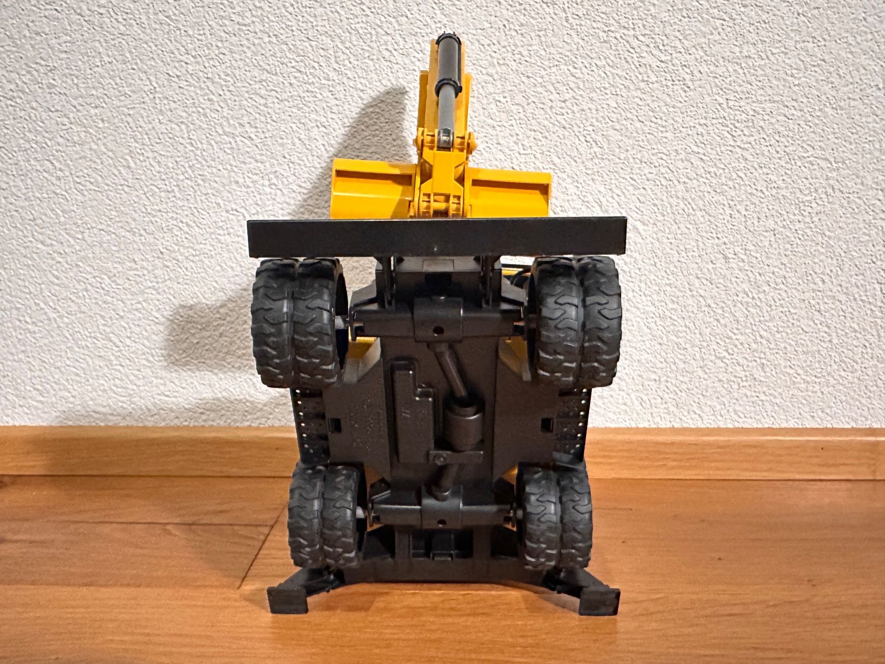 Caterpillar Bagger: CAT Bagger / Pneu-Bagger, gelb – Gebraucht aus Löhningen von martinmayer_123 3