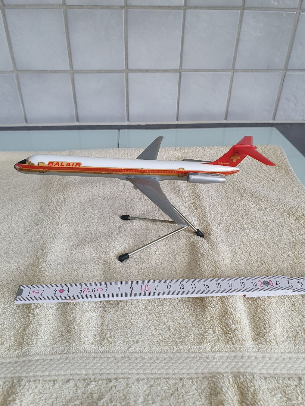 Modellbausätze & Standmodelle: Altes Balair Flugzeug DC-9  – Gebraucht aus WUERENLOS von Eeric