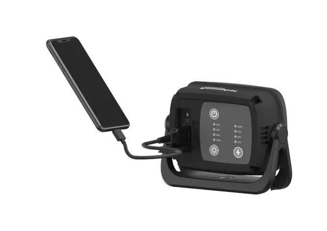 Lampen: Akku Baustrahler & Powebank von Technocraft Flood Light – Neu und originalverpackt aus Koppigen von Bracher_Mail-House 2