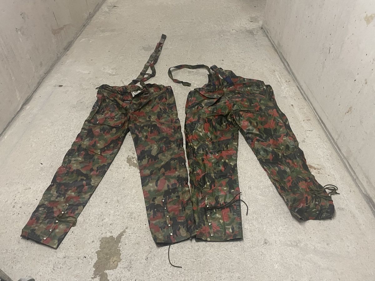 Schweizer Armee Pantaloni: Militär Hosen – Usato da Nürensdorf venduto da maqopaqo 1