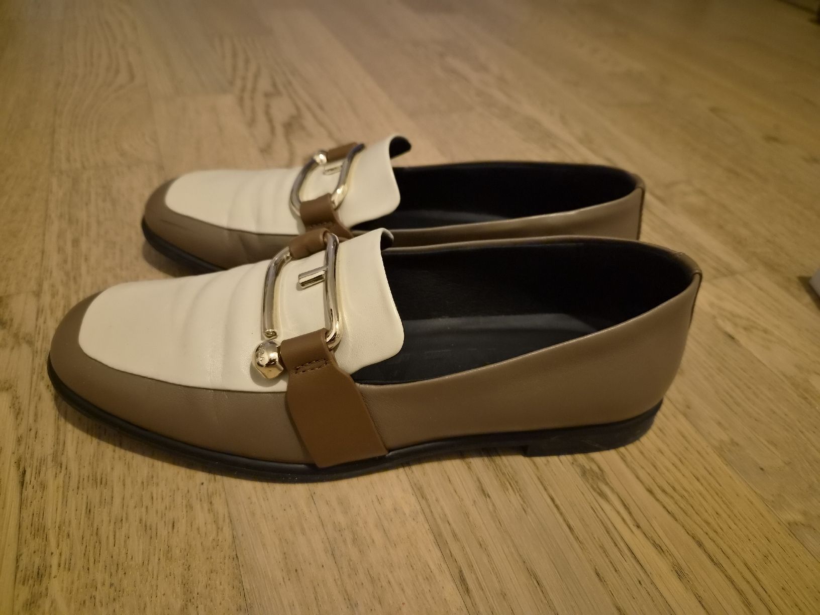 Furla Scarpe da donna: Furla Loafers size 39 leather used with box – Usato da Ebikon venduto da Haselnuss23