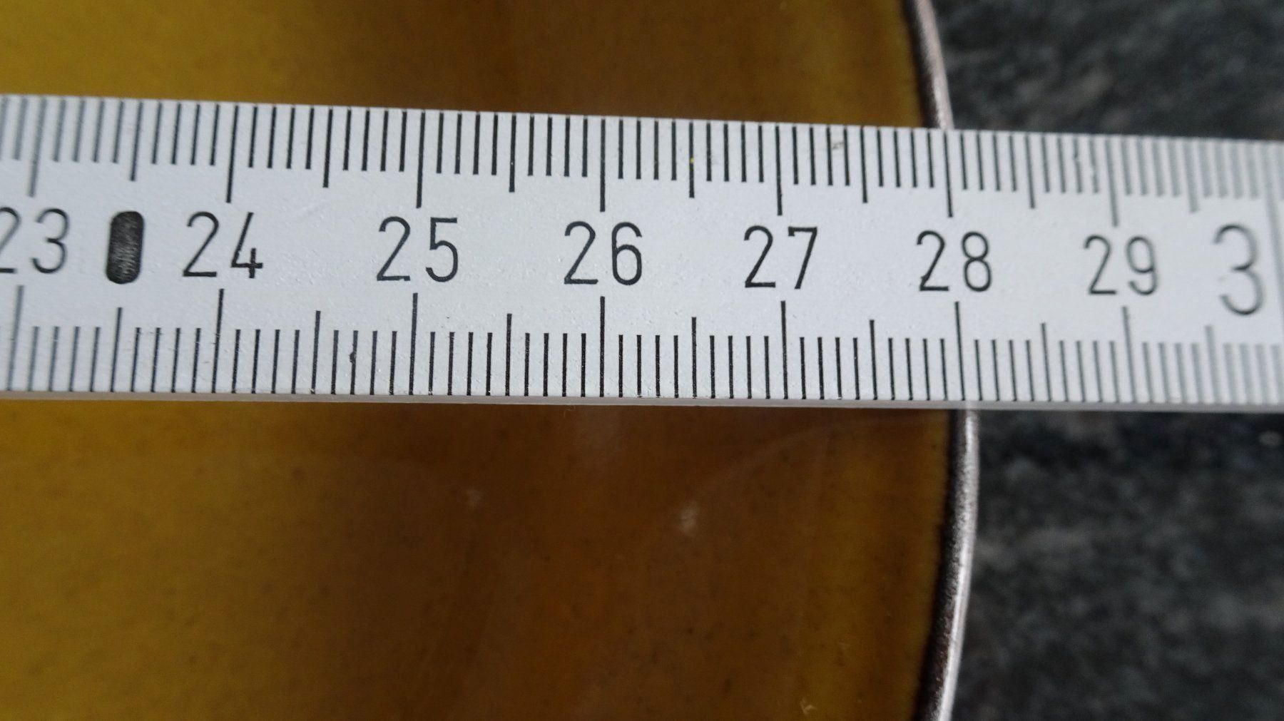 Rössler Servierplatten: Rössler Ovale Platte  Senffarbig meliert  VERSAND MÖGLICH – Gebraucht aus Zürich von Roulet 3