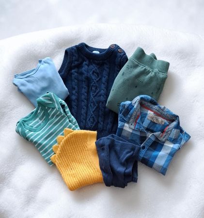 1063 – 7 pièces bébé garçon (H&M…) 68-80 (6-12 mois)