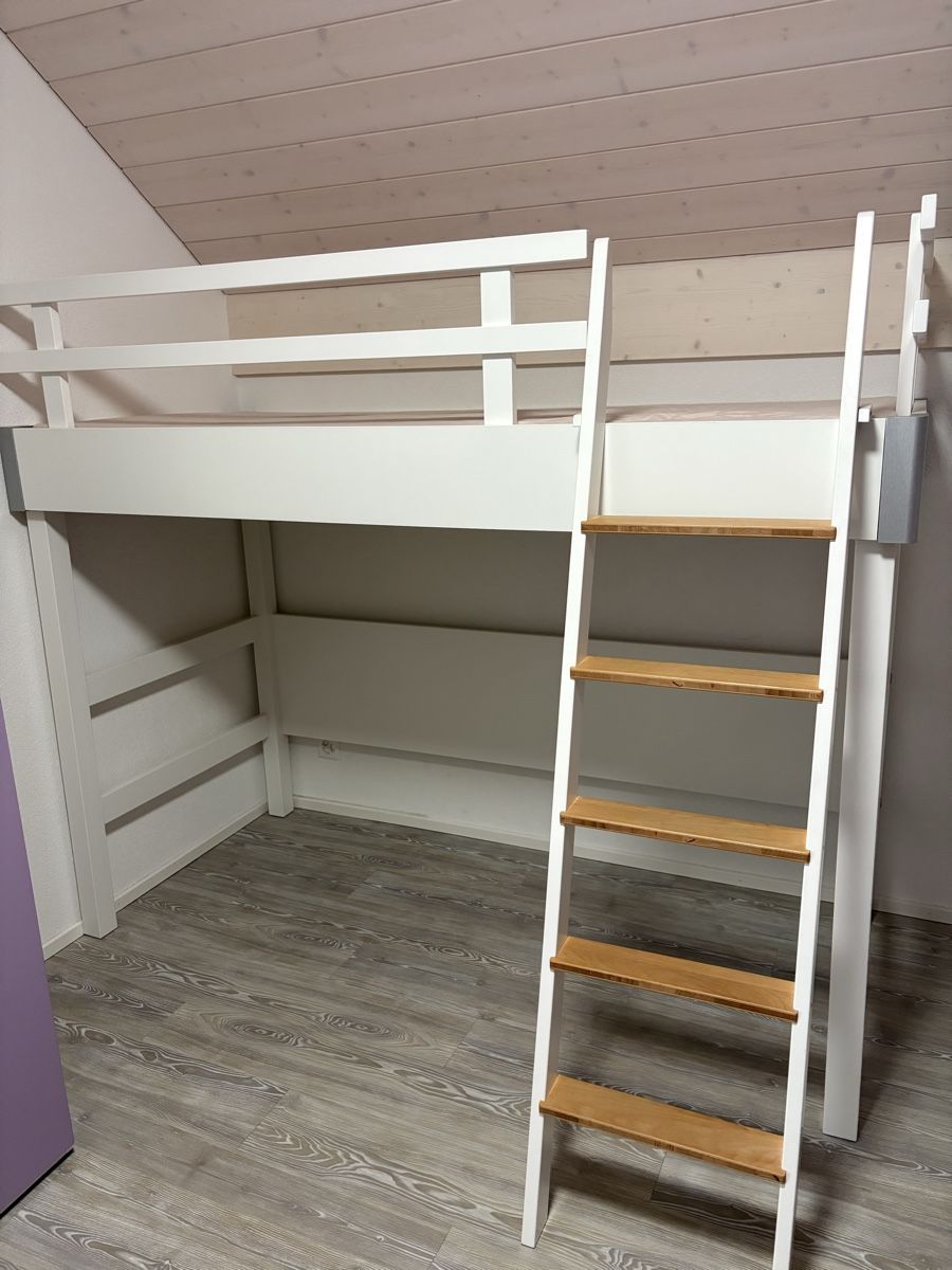 Letti: Hochbett – Usato da Lützelflüh-Goldbach venduto da Caermeli01