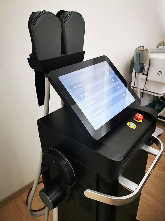 Tutte le macchine: EM Shape Max - 4 Handstücke - inkl. RF – Usato da Steinhausen venduto da Micky73 1
