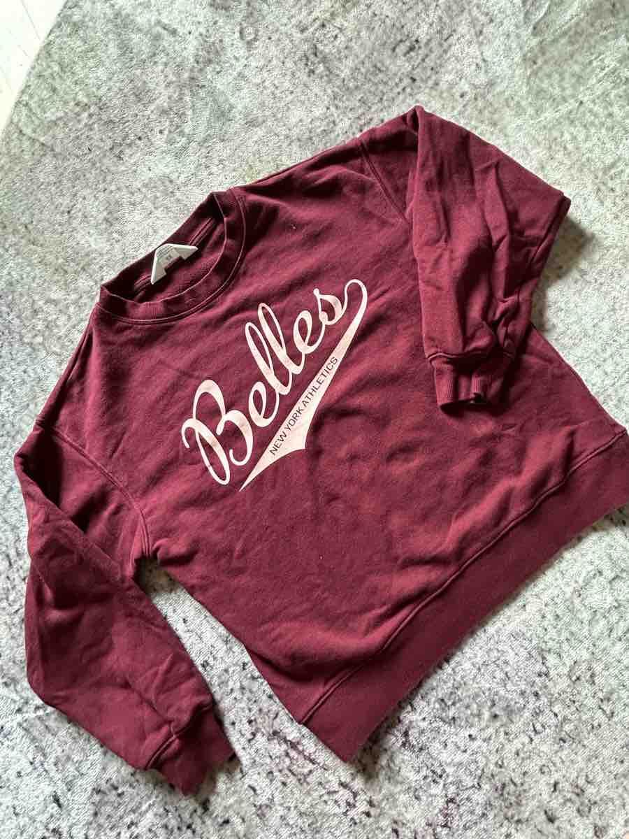 H&M Pullover & Sweatshirts: Pullover Belles New York Athletics Grösse 146 – Gebraucht aus Kirchlindach von smare