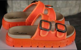 NEU: Neon Orange Plateau Pantoletten Gr. 44, ungetragen