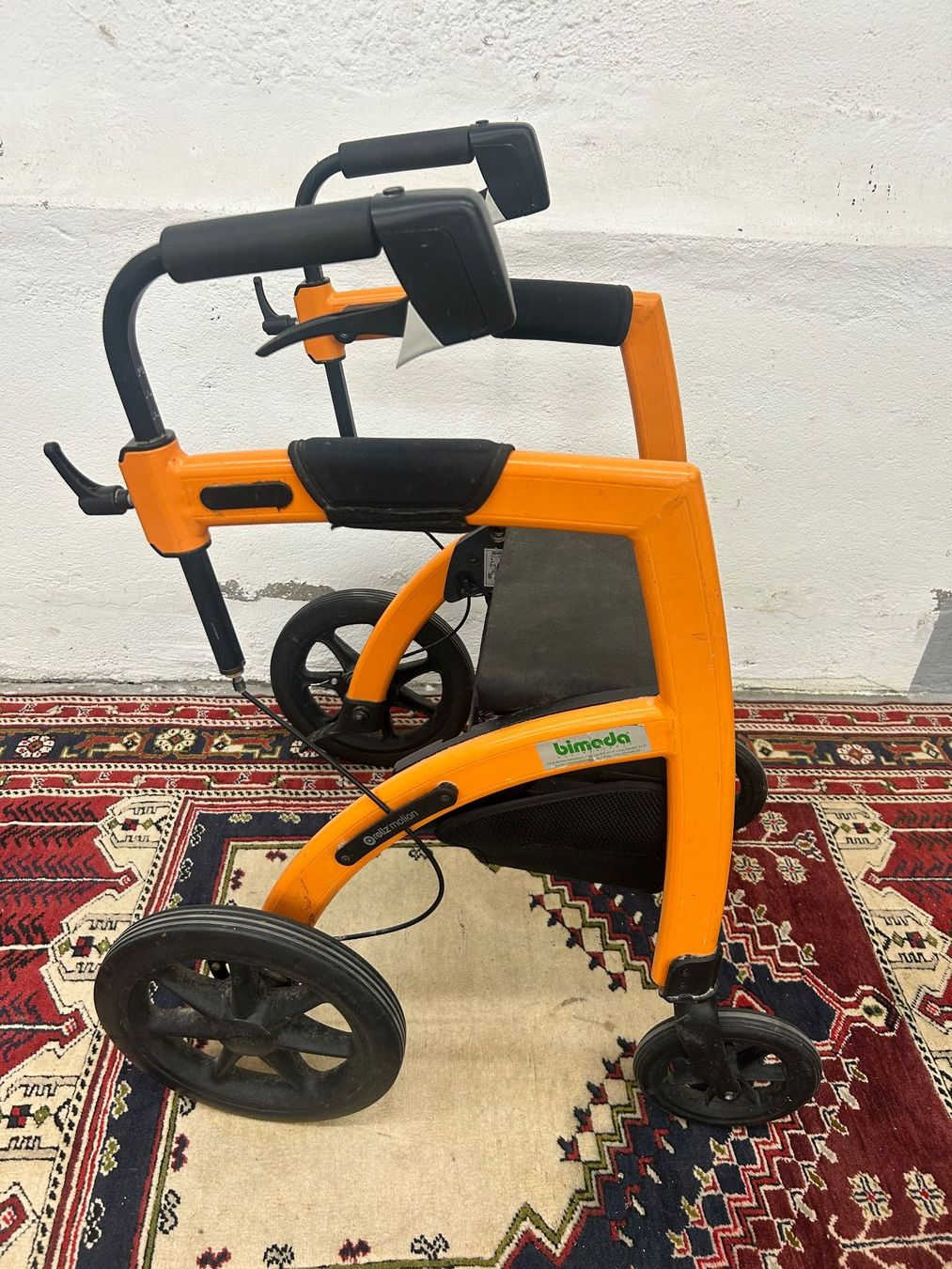 Ausili per la deambulazione: Rollator / Gehhilfe Bimeda zusammenklappbar – Usato da Zürich venduto da Levelart 6