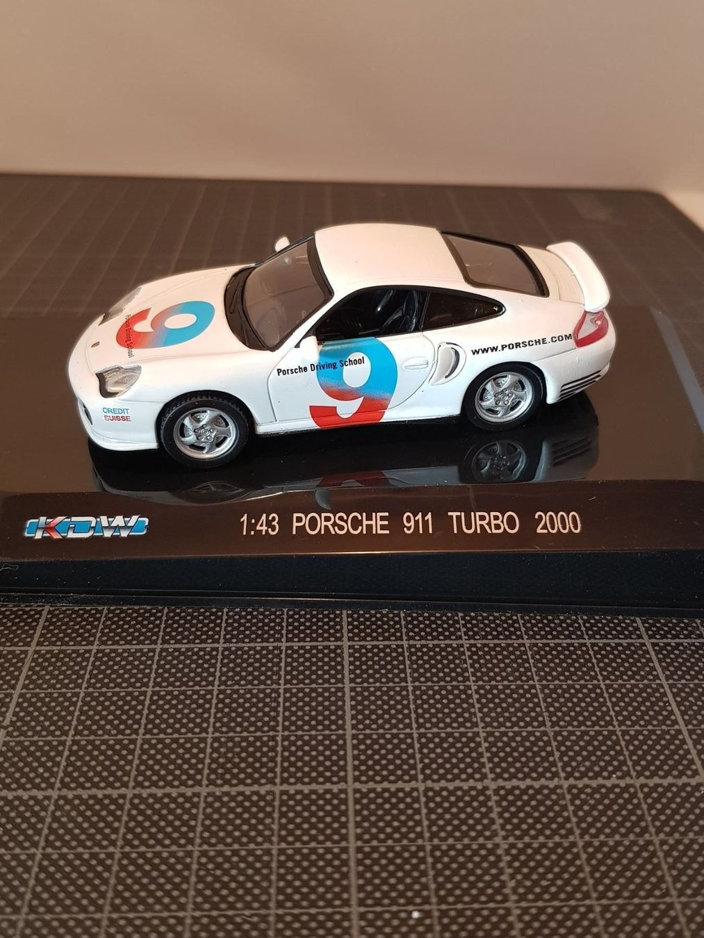 Porsche Modellini d'auto: Porsche 911 Turbo 2000 – Nuovo e nell'imballaggio originale da Chézard-St-Martin venduto da AlPat-Collections