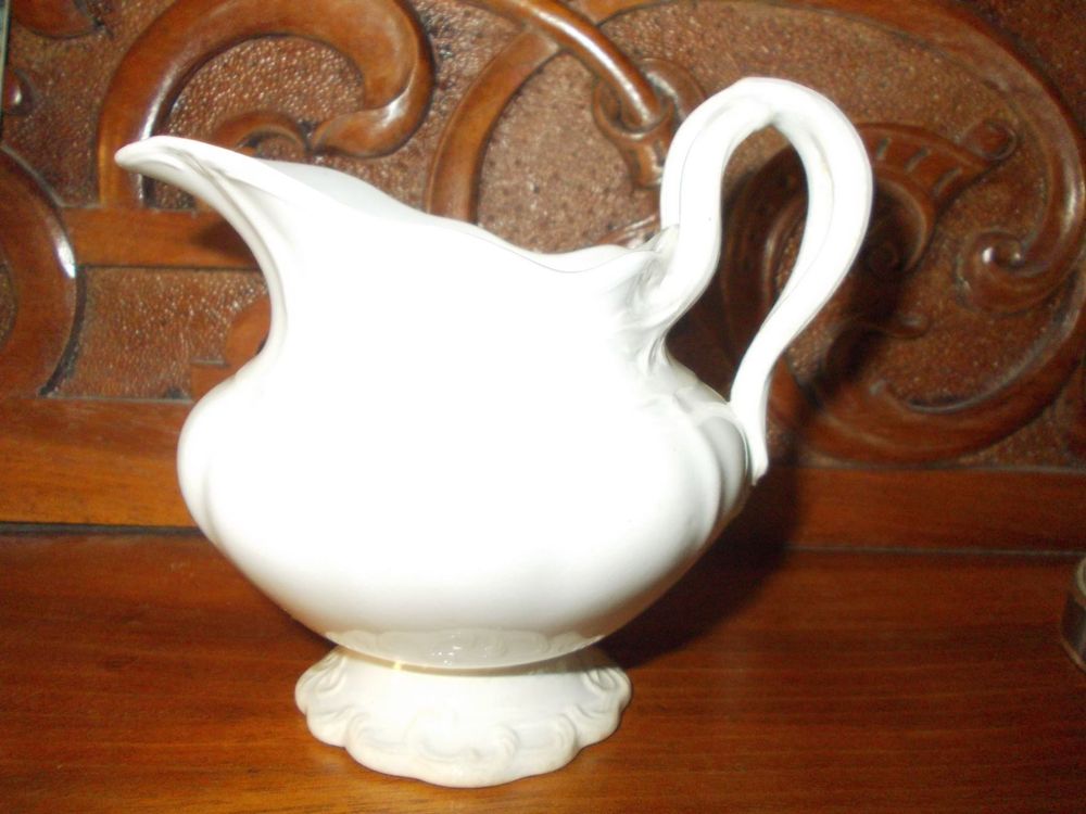 Ancien crémier en verre flash rubis