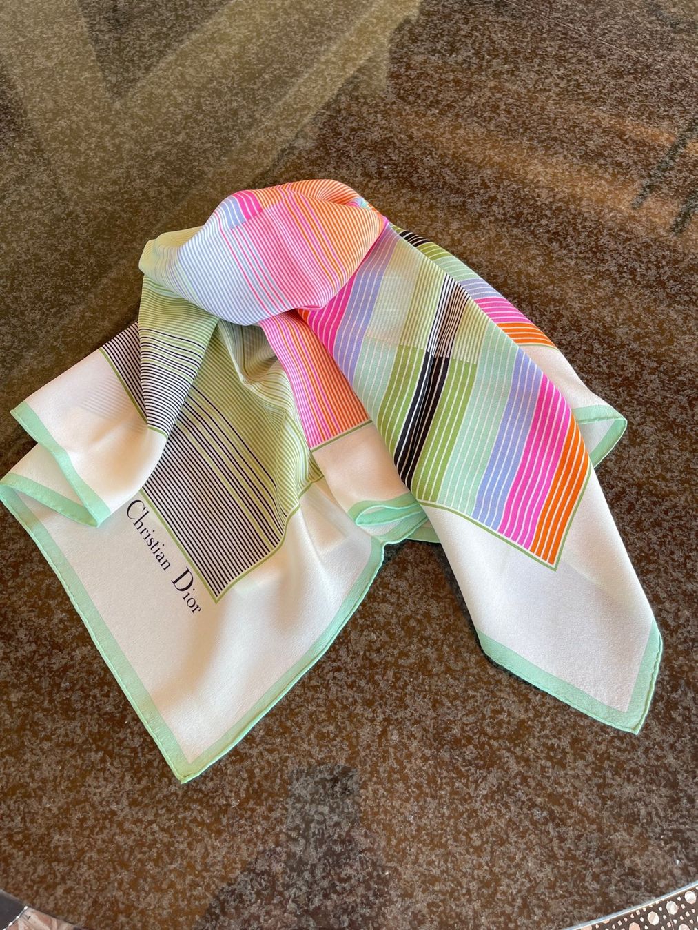 Dior Foulard & Sciarpe: Foulard Christian DIOR – Usato da La Croix (Lutry) venduto da Sporades