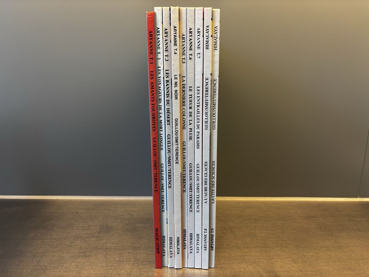 BD: ARYANNE COLLECTION COMPLÈTE - 9 Albums – D'occasion à Bern par jcmda 1