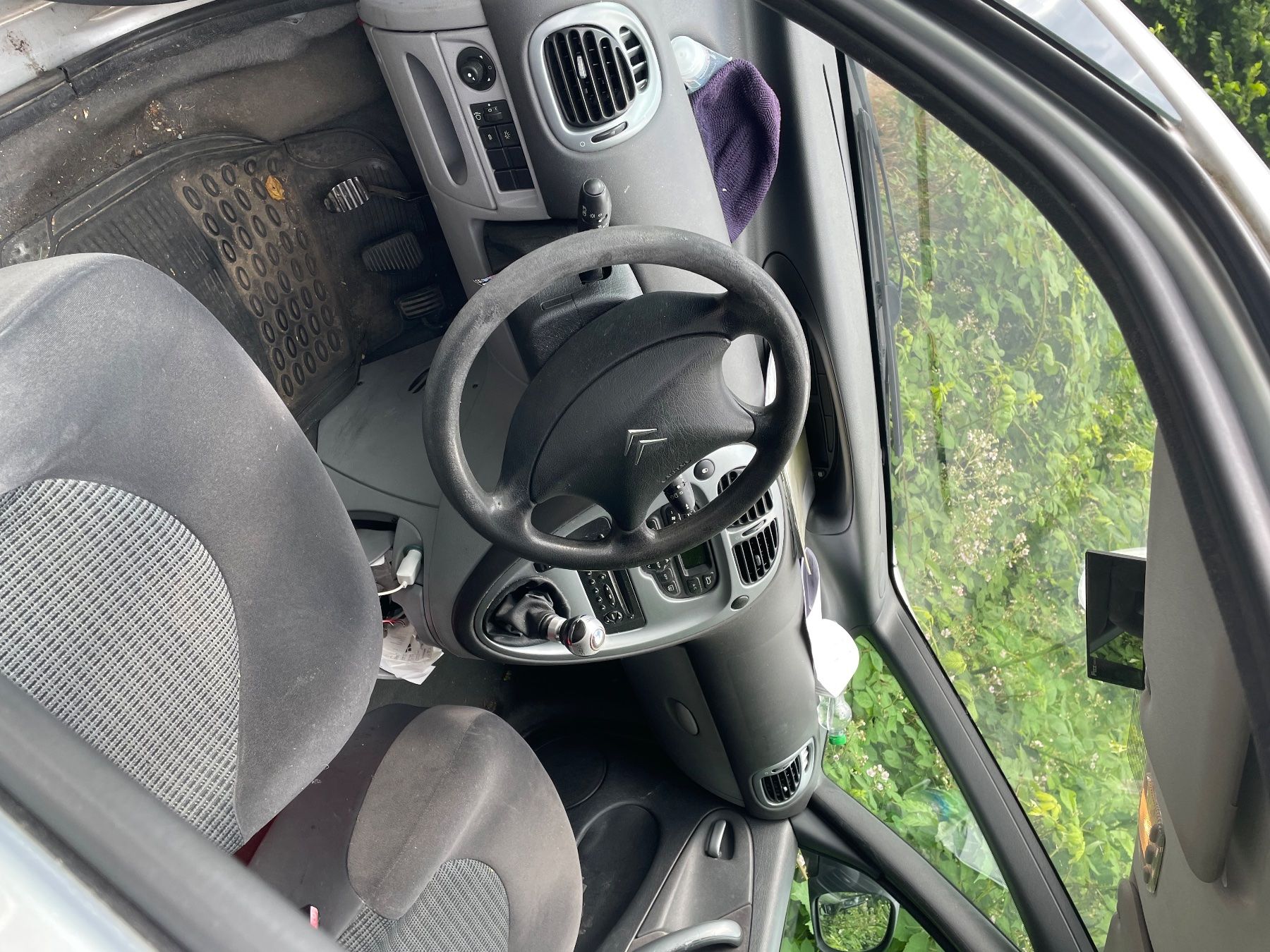 Citroën Automobili: Citroen picasso 1.6 i – Usato da Dietikon venduto da bmw_735 3
