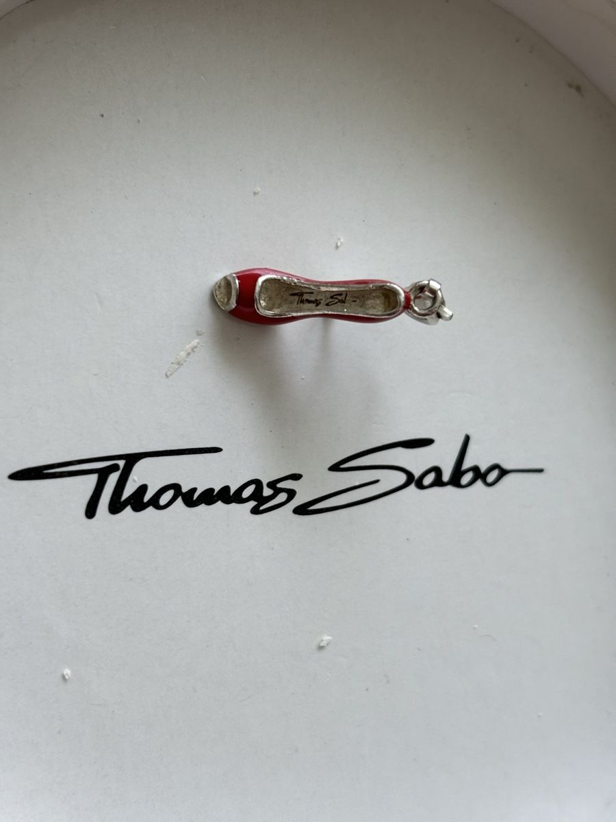 Thomas Sabo Bracciali & Braccialetti: Thomas Sabo Armband mit Charm Set – Usato da Zollikerberg venduto da Jvac2 9