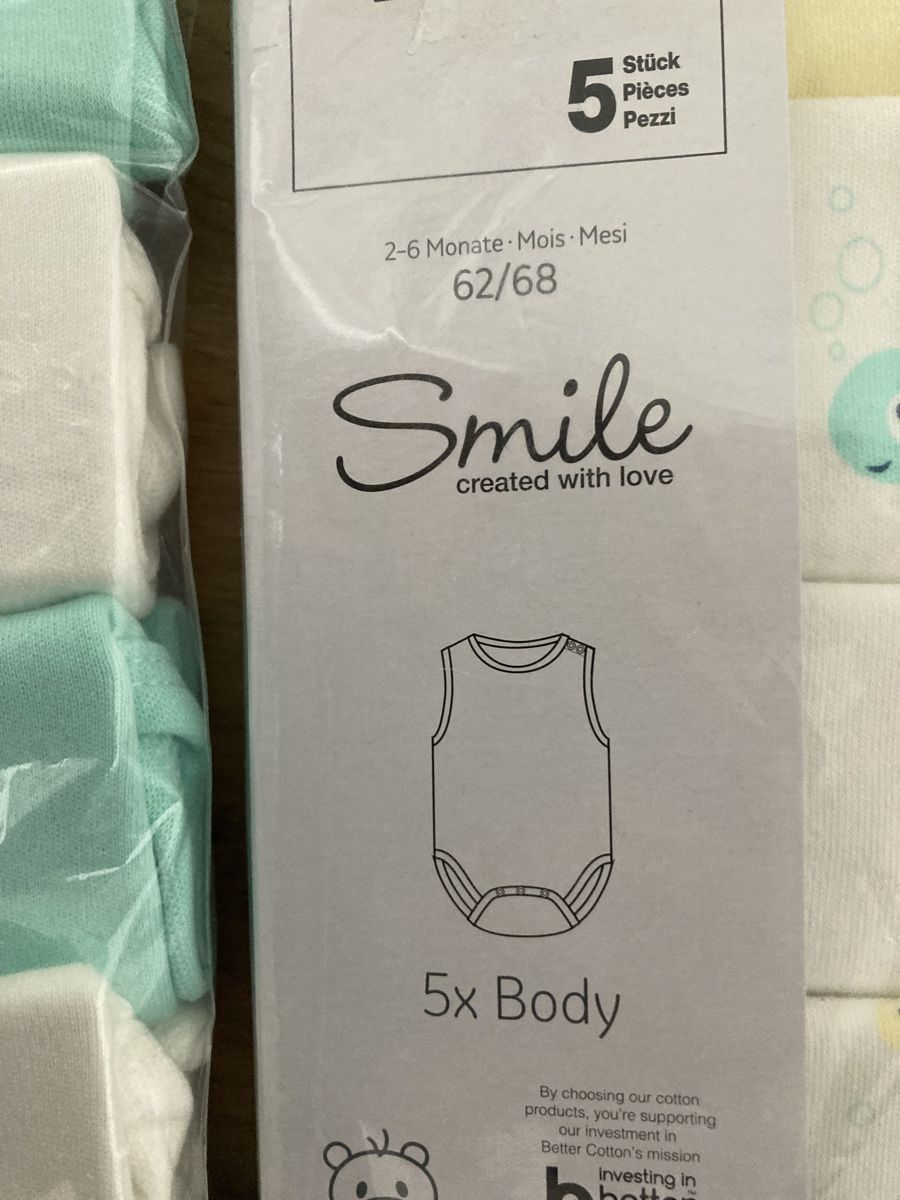 Lotti & Set di vestiti: Kurzarm Bodys Smile Gr.62/68 – Nuovo e nell'imballaggio originale da Kefikon ZH venduto da Klukka97 1