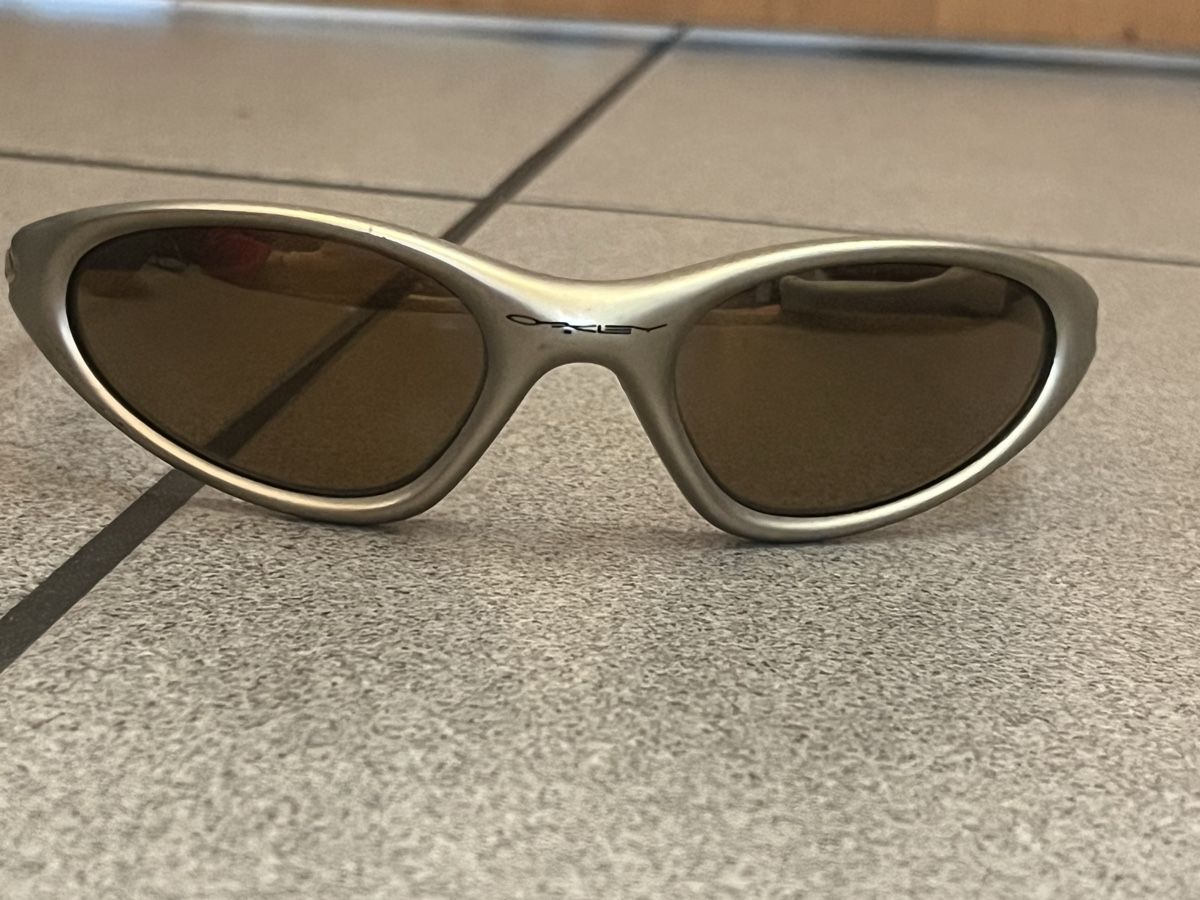 Oakley Brillen & Gläser: Oakley sonnenbrille – Gebraucht aus Sissach von martina_mv6 1