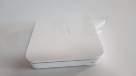 Apple Borne WiFi AirPort Extreme Model  A1143
