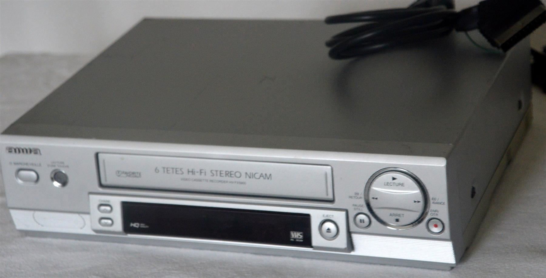 Registratori: Videorecorder VHS Aiwa HV-FX5900LE magnétoscope – Usato da Collonges venduto da arashee 1