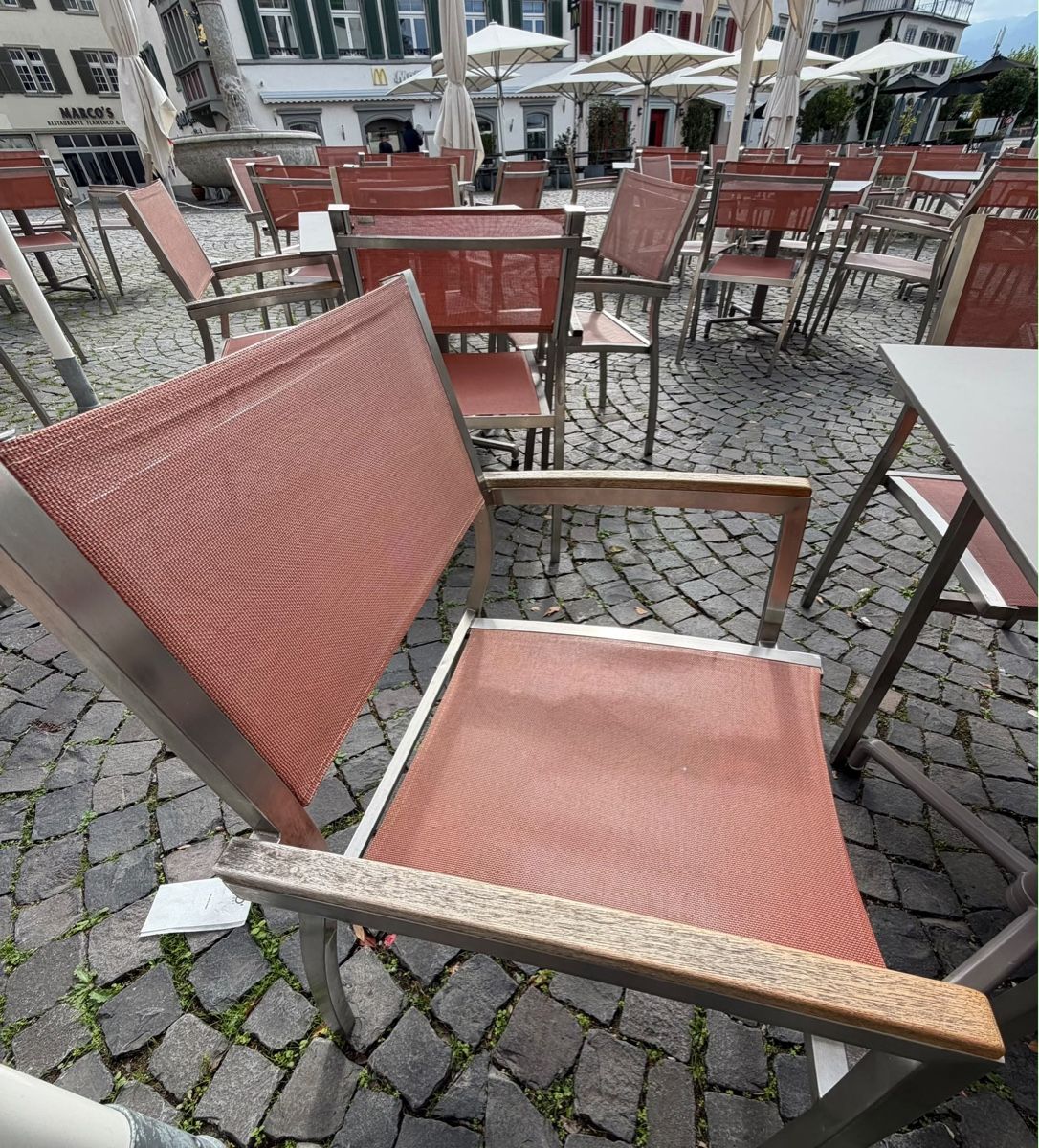 Hunn Chaises: Gartenwirtschaft Stühle – D'occasion à Gossau ZH par Swisswasserpro 1