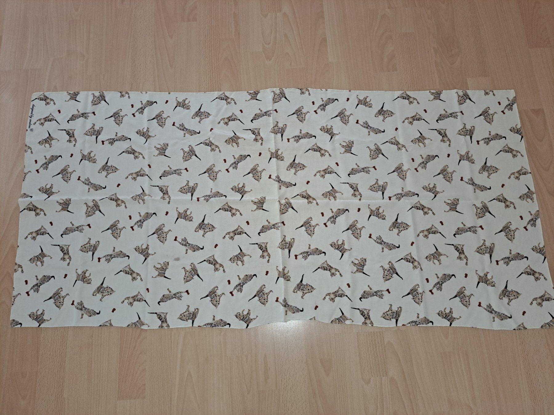 Foulard & Sciarpe: Seiden Schall mit Katzendruck – Usato da Schaffhausen venduto da meteor7
