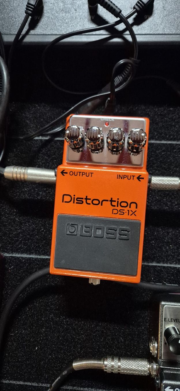 Boss Strumenti musicali: Boss distortion DS-1X – Usato da granges paccot venduto da HMBS