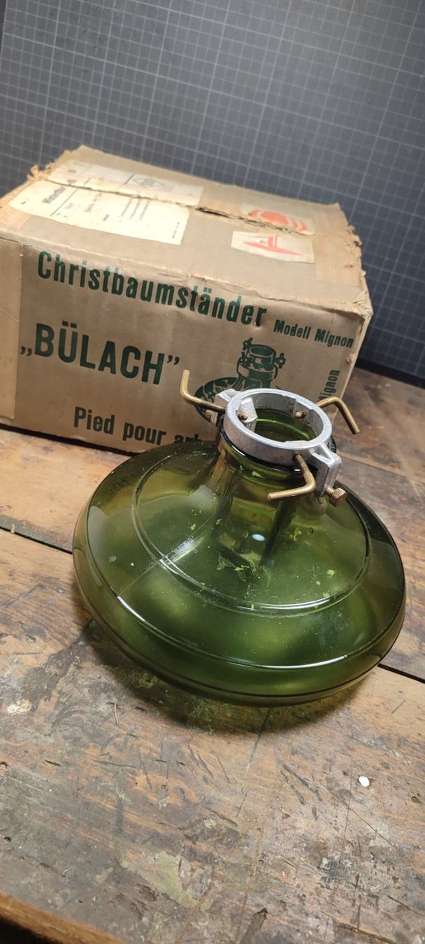 Basi per albero di Natale: Wunderschöner kleiner Bülach Weihnachtsbaumständer – Usato da Gelterkinden venduto da MYSTOREFORYOU4460 5
