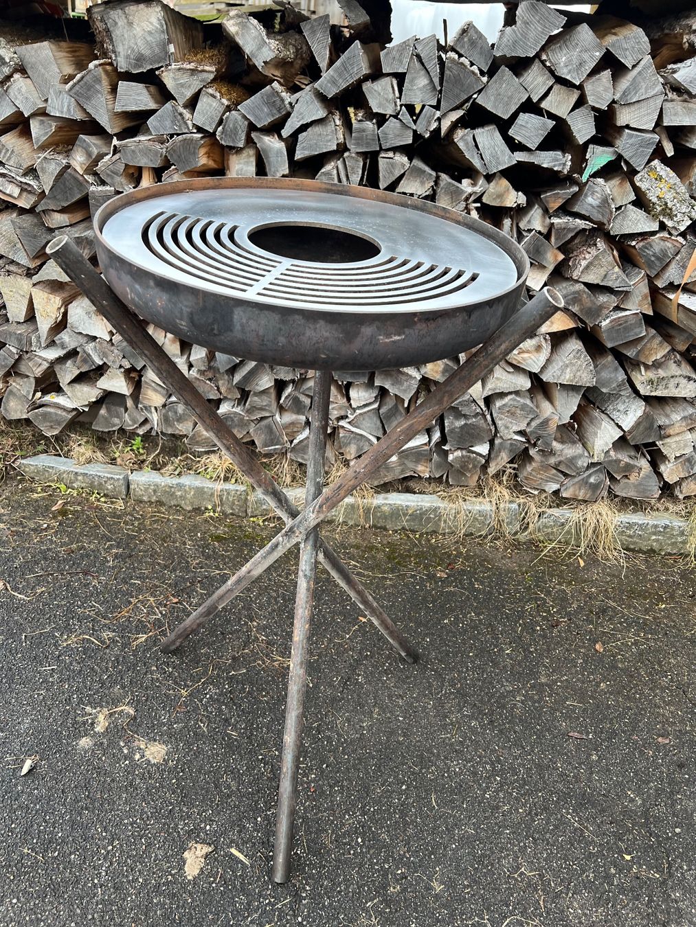 Griglie: Grill mit CNS Scheibe – Usato da Homberg venduto da beta66