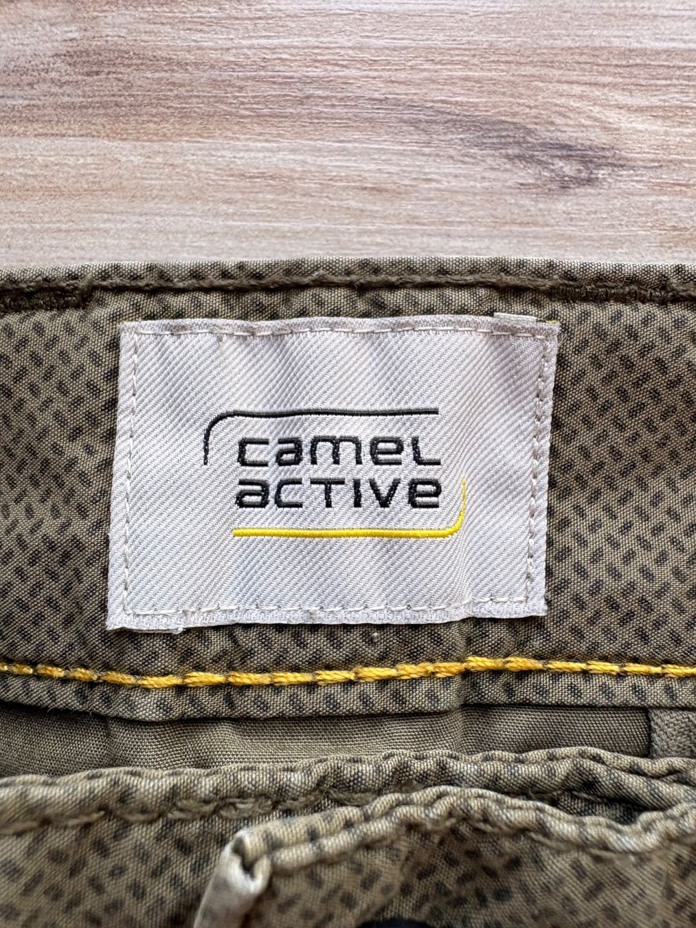 Hosen: Camel Acitve Shorts – Gebraucht aus Wigoltingen von _vntg_ 1