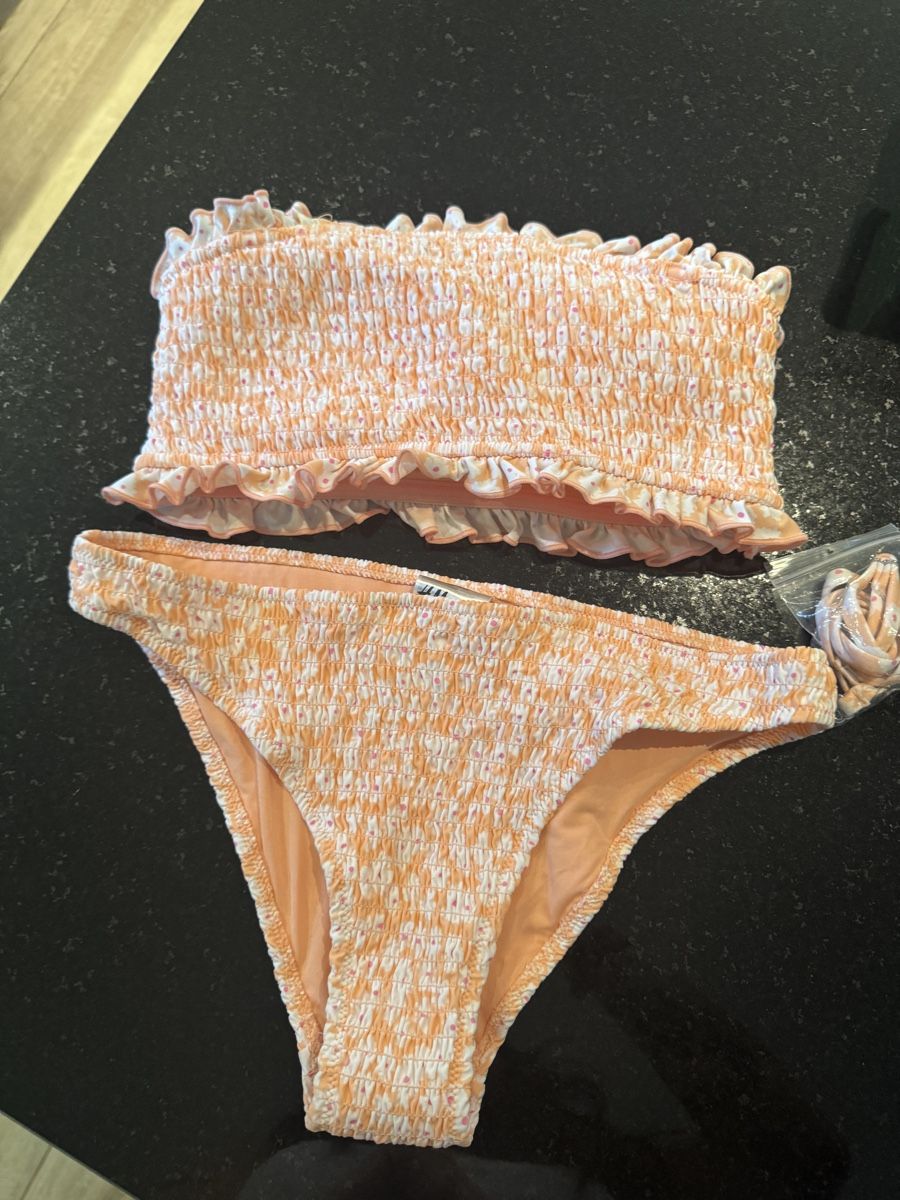 H&M Costumi da bagno & Bikini: bikini neu gr. 38 h&m – Nuovo (secondo la descrizione) da Seengen venduto da Shiara